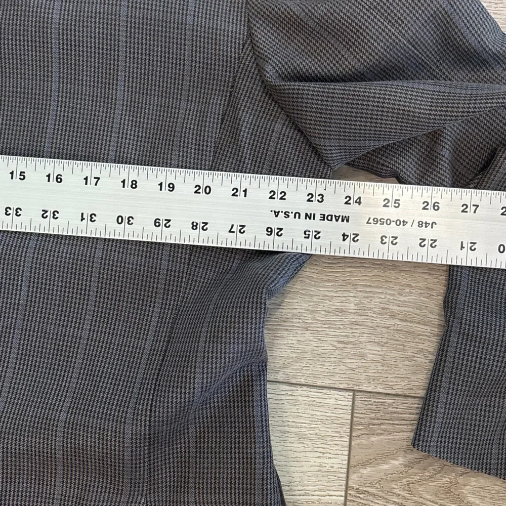 Canali Sport Coat Mens 38R‎ Grey Silk Wool Blend Micro Check Blazer Italy